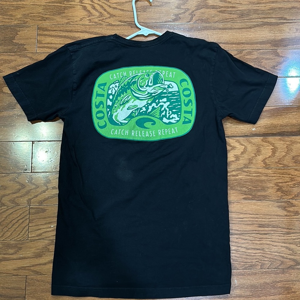 Black Costa Del Mar Mens medium T shirt